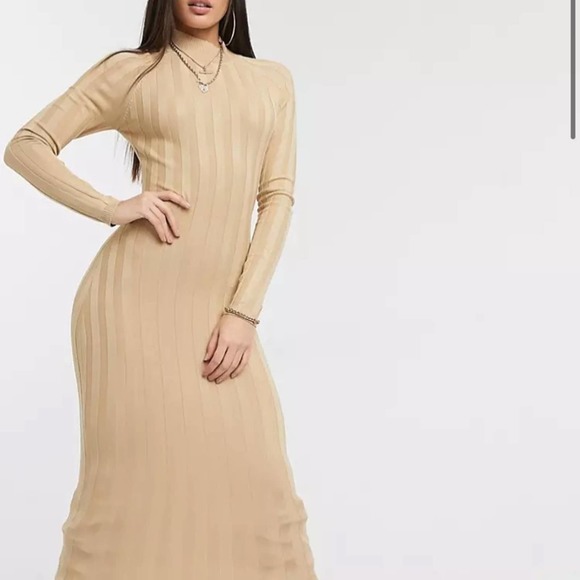 Missguided | Tall Crack The Dress Code High Neck twist Cut Out Back Maxi Dress - Picture 3 of 12